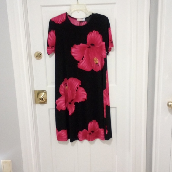 Slinky sway dress - Picture 1 of 2